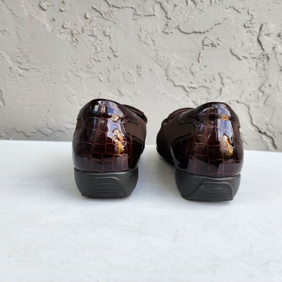Clarks Loafers Womens 10 Slip On Shoes Brown Leather Croc Pattern Noreen Will - Picture 8 of 13